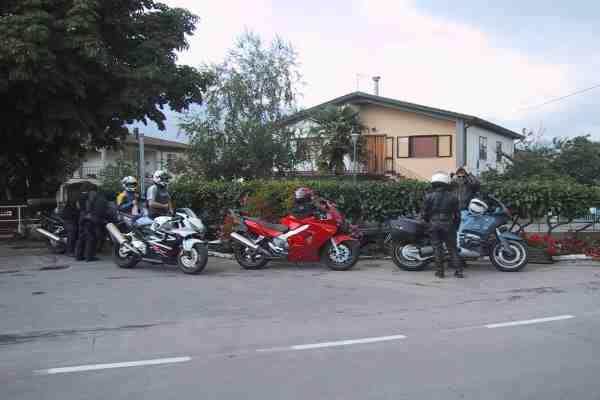 mor02gar008.jpg